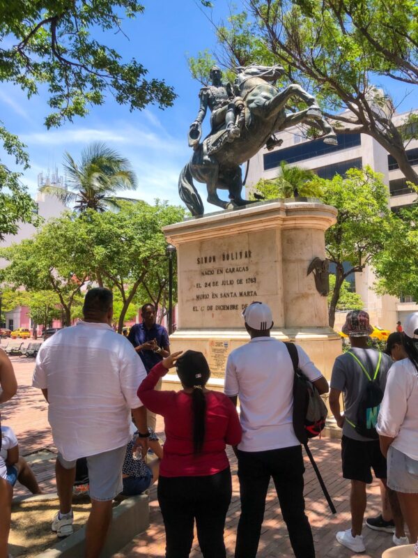 🚍 ¡Explora Barranquilla y Santa Marta en un día lleno de cultura y paisajes! - Image 7